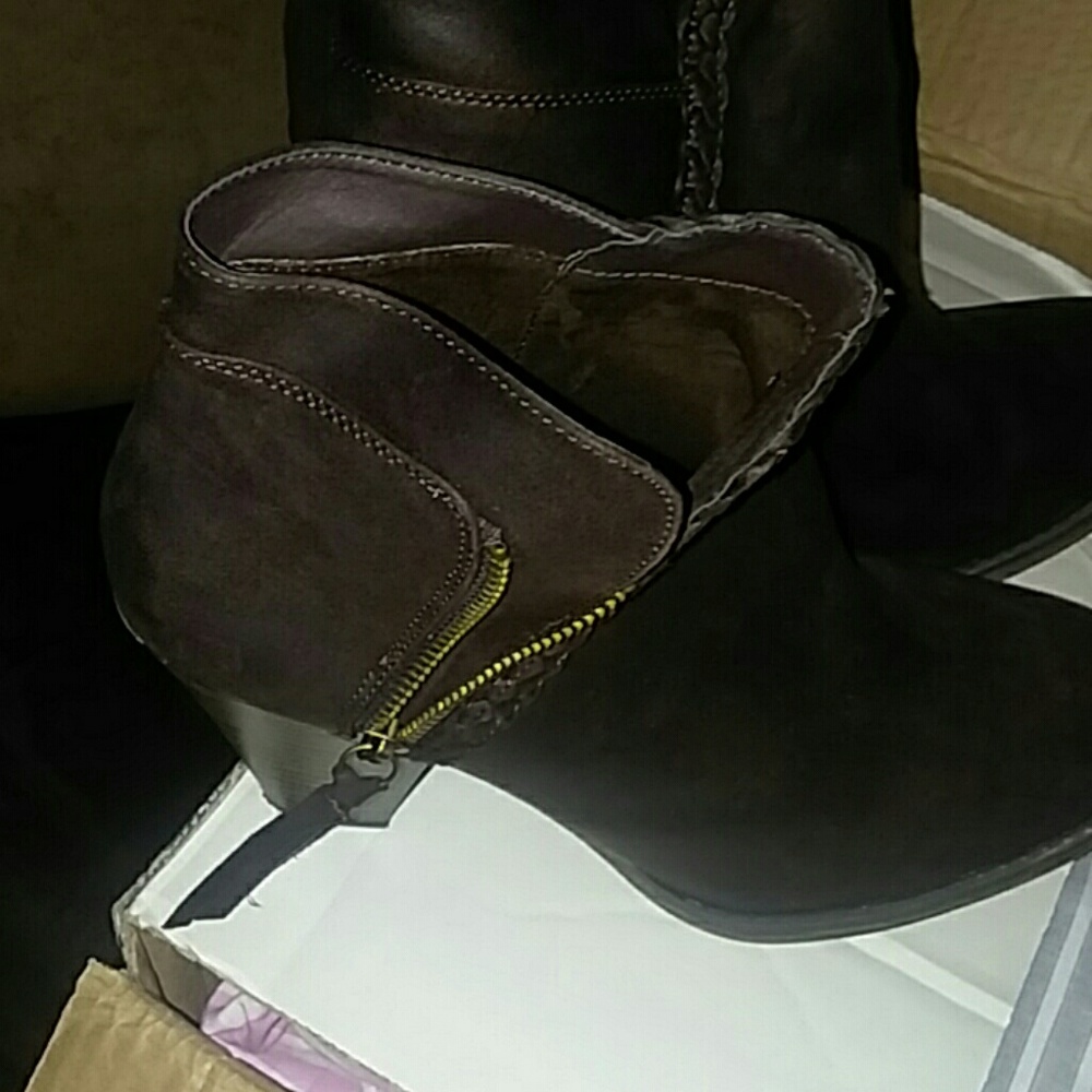 Brown ankle boots